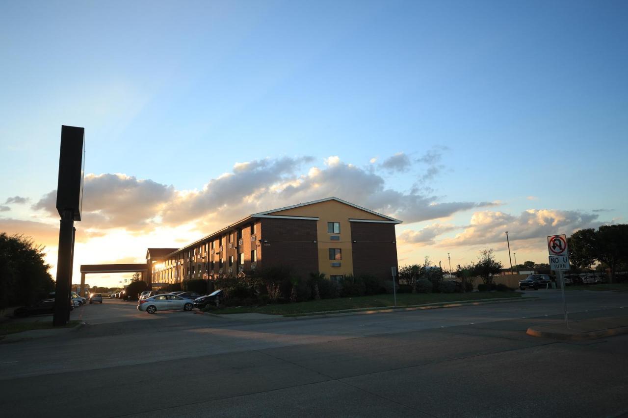 Quality Inn Dfw Airport North - Irving Exterior foto