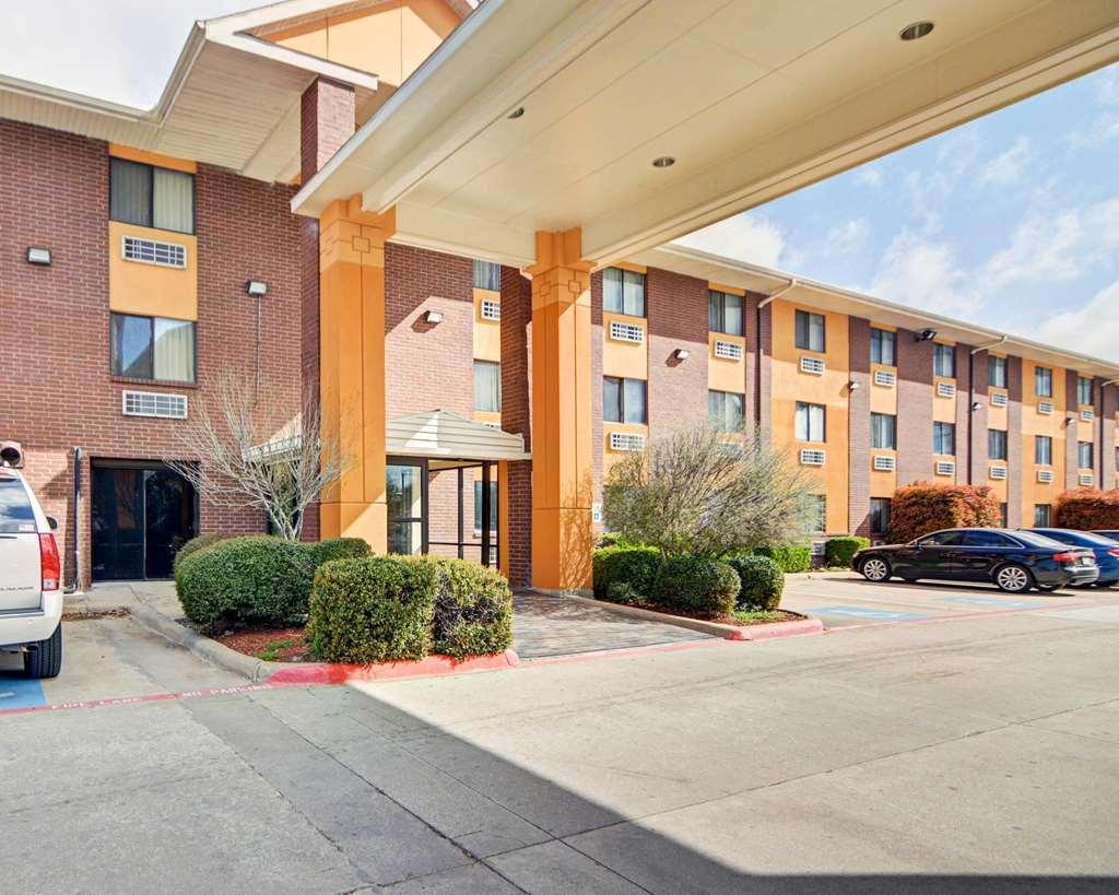 Quality Inn Dfw Airport North - Irving Exterior foto